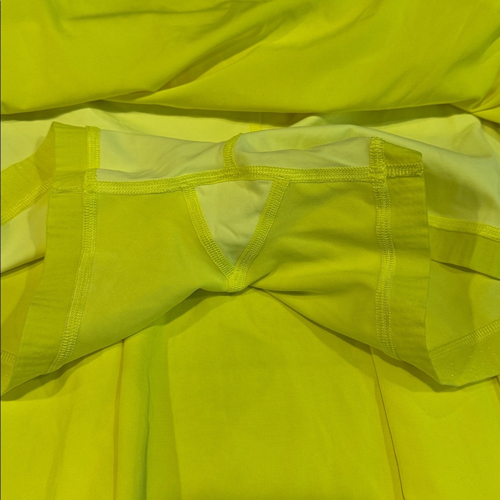 🍋Lululemon Court Rival High-Rise Skirt Long Size 10 Highlight Yellow W8ABUT🍋 - Picture 8 of 16